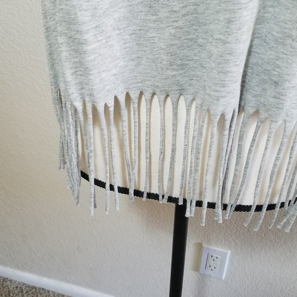 Tank Top Juniors Medium Gray Racer Back Sleeveless Womens Flag Patriotic Fringe - Picture 2 of 5